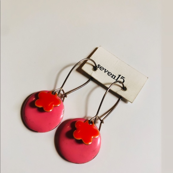 ☼4 for 20$☼ Pink Flower Earrings - Picture 2 of 4